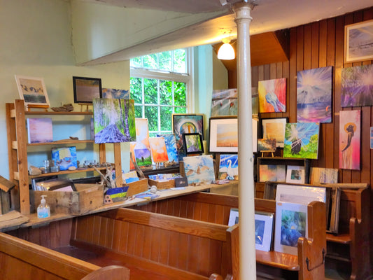 How to paint prophetically in worship. Training day- Saturday 7th March 2026. St Andrews Street Baptist Church, Cambridge.