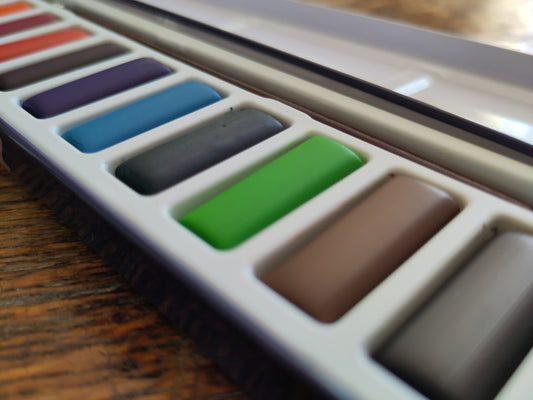 Watercolour kits with stunning postcard paper pad