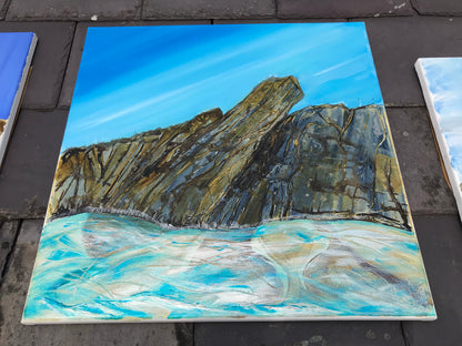 Ogaf Las- the blue cave and the rock